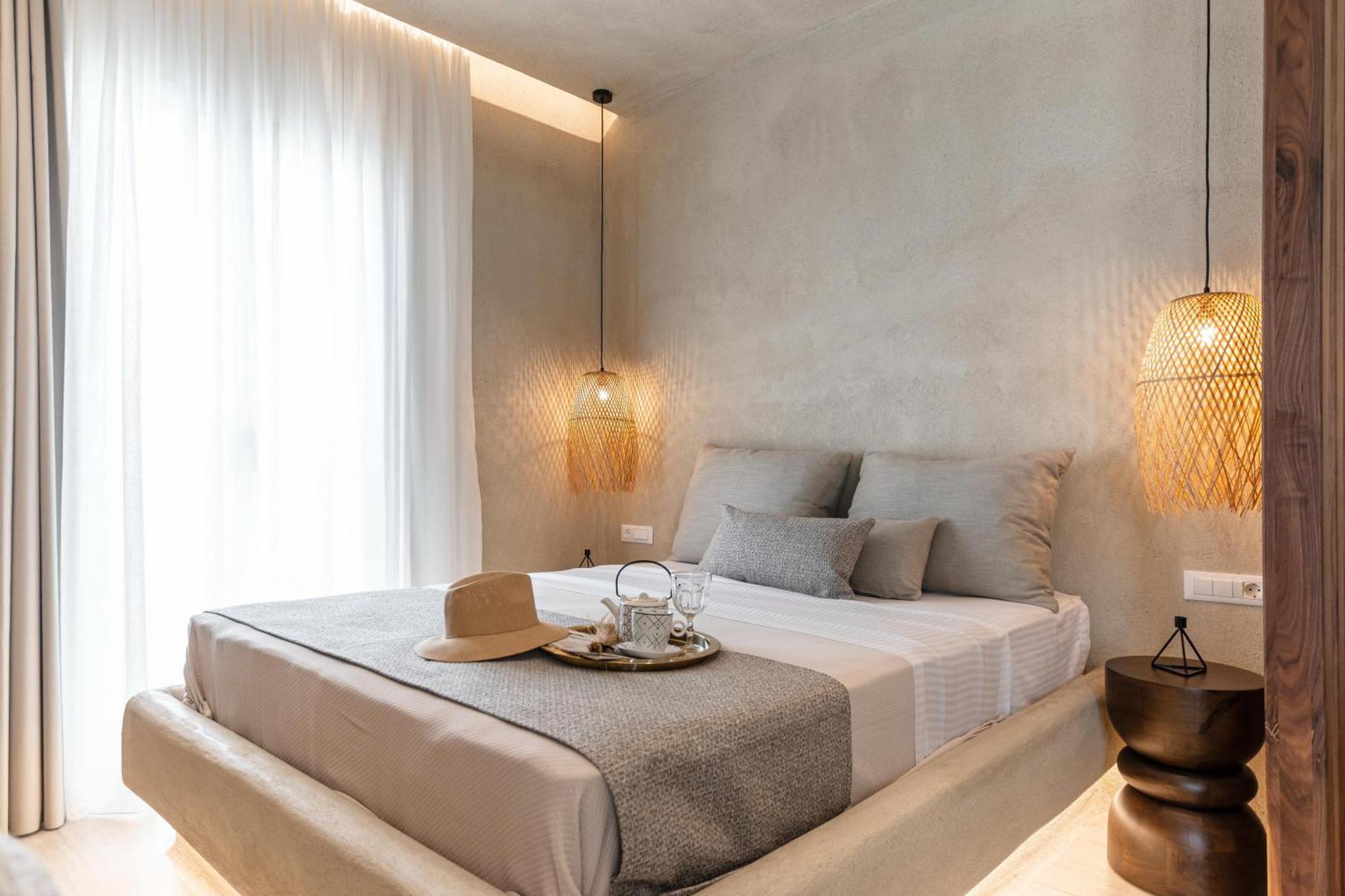 Villa Adriana Hotel アギオス・プロコピオス エクステリア 写真